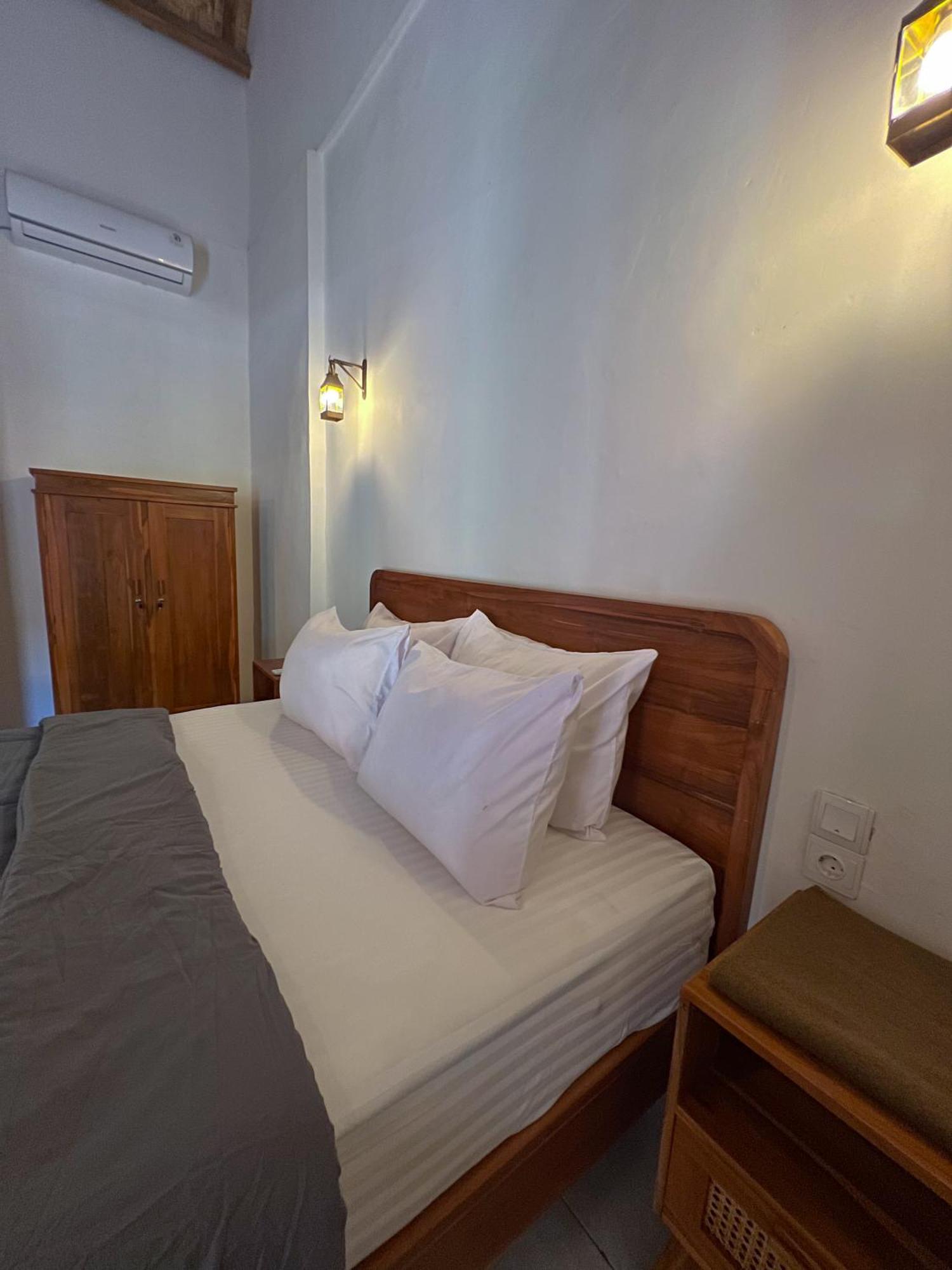 Bae Gili Inn Gili Air Esterno foto